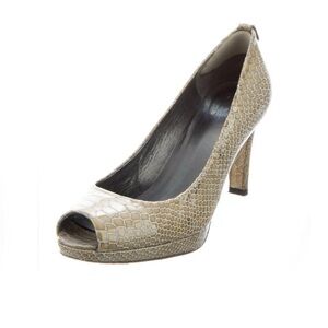 STUART WEITZMAN patent leather Snakeskin Animal Print
